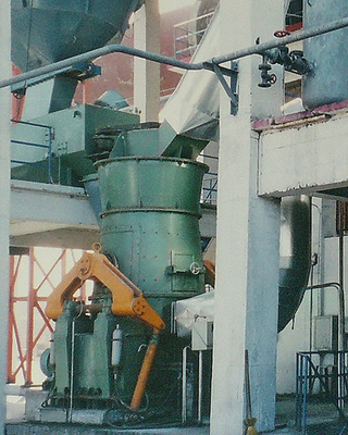 Clinker Máy nghiền đá vôi đứng Máy nghiền 2500mm 2800mm
